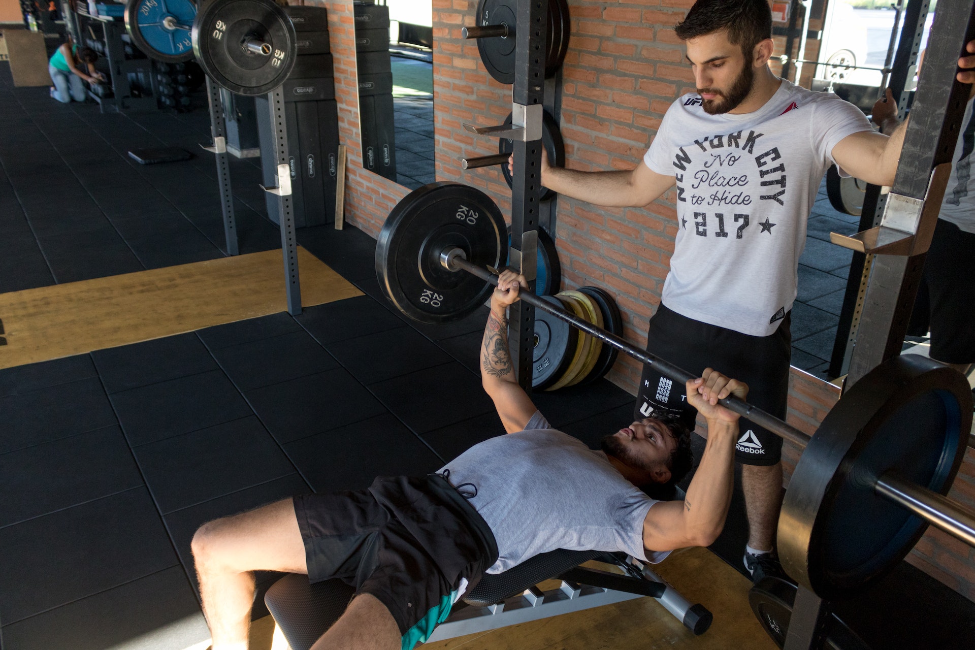 trening na większą i silniejszą klatkę piersiową