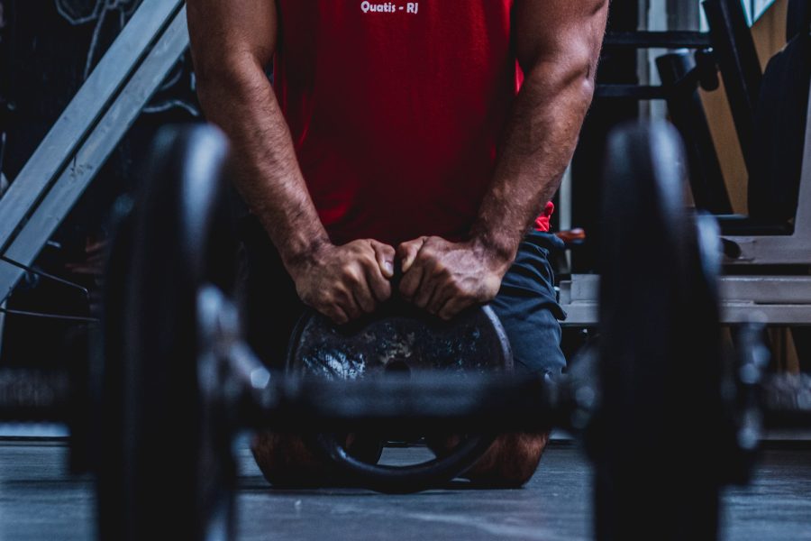 Trening naprzemienny na górne i dolne partie ciała 